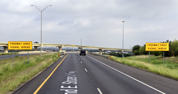 Freeway ends signs