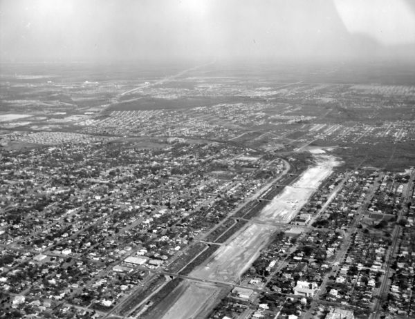 I-10 at New Braunfels Ave. looking northeast ca. 1967