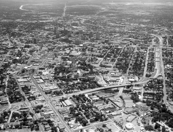 I-35 at Broadway looking southwest in 1960