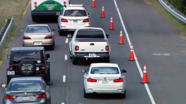 Zipper merge photo